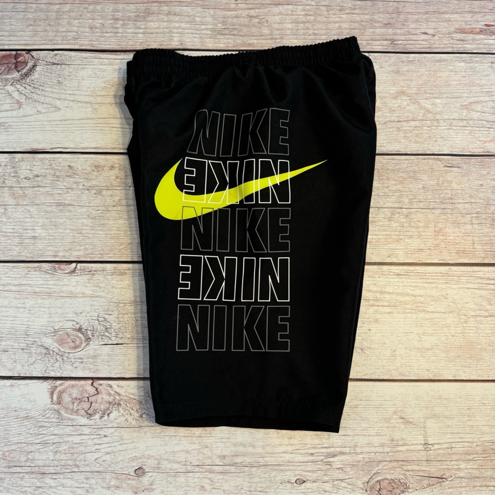 📌🆕 NIKE • Swim Trunks